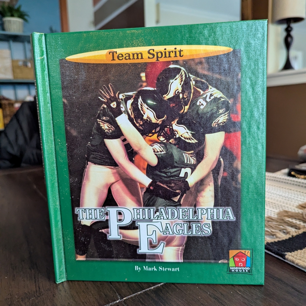 Philadelphia Eagles Team Spirit Book